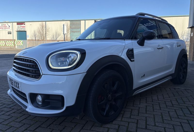MINI COUNTRYMAN 