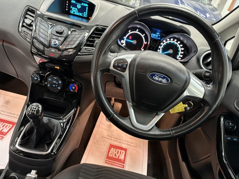 FORD FIESTA