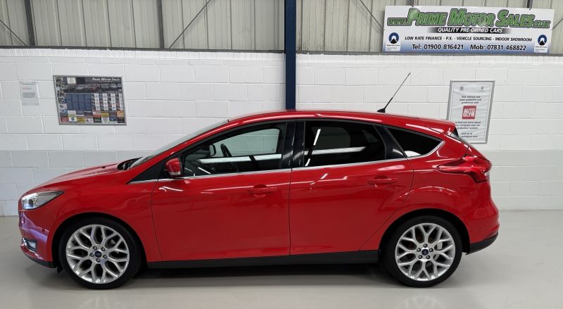 FORD FOCUS