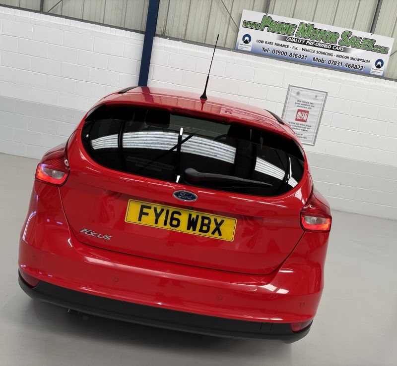 FORD FOCUS