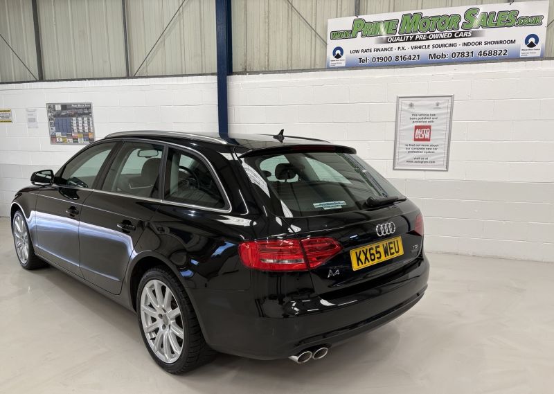 AUDI A4 AVANT