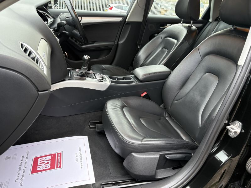 AUDI A4 AVANT