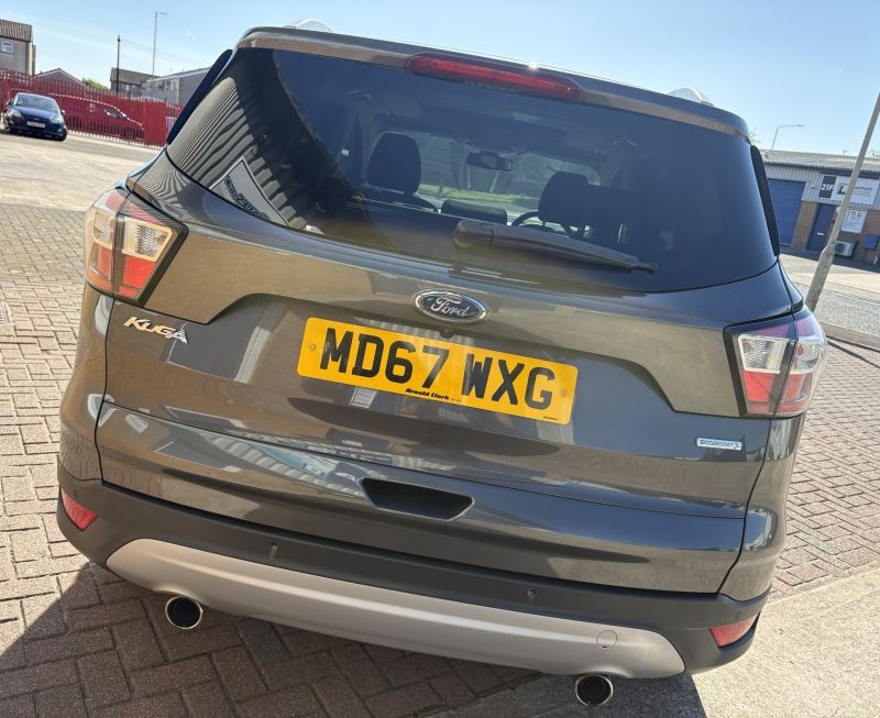 FORD KUGA