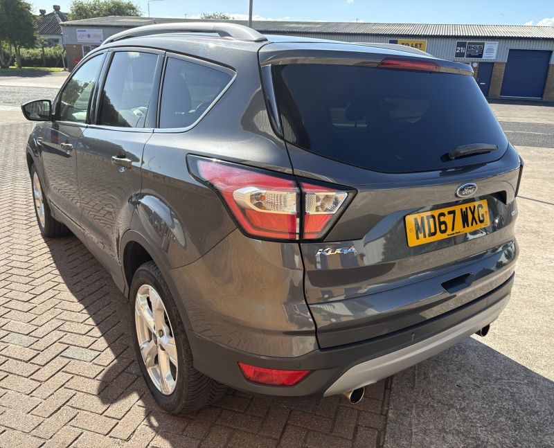 FORD KUGA