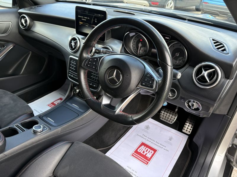 MERCEDES BENZ GLA 