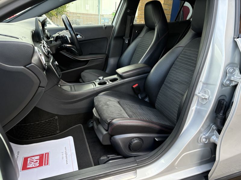 MERCEDES BENZ GLA 