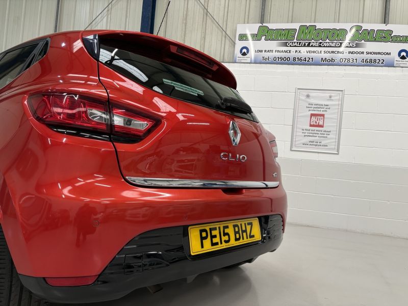 RENAULT CLIO
