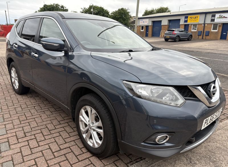 NISSAN X-TRAIL
