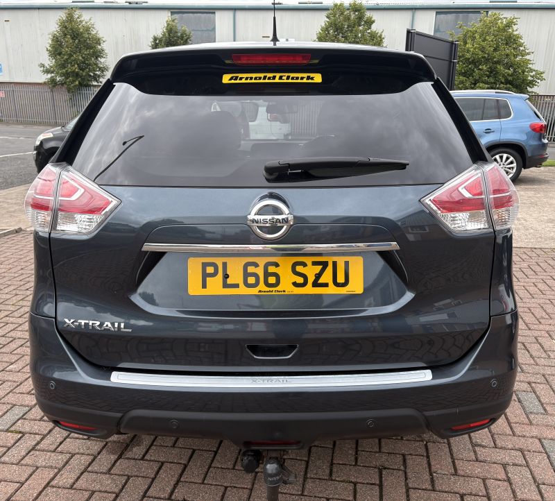 NISSAN X-TRAIL