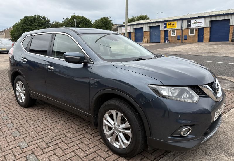 NISSAN X-TRAIL