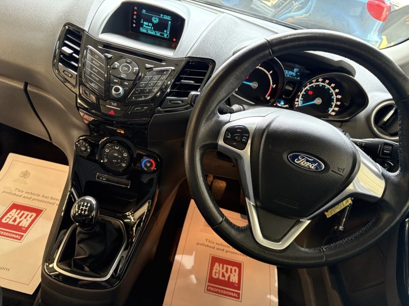 FORD FIESTA