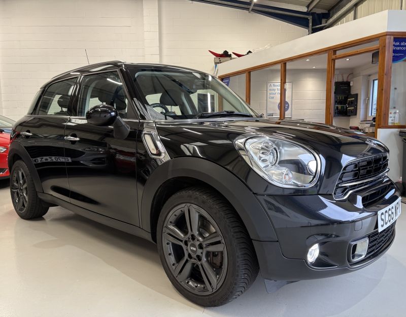 MINI COUNTRYMAN 