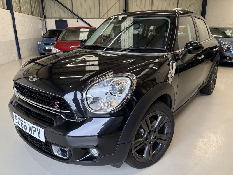 MINI COUNTRYMAN 