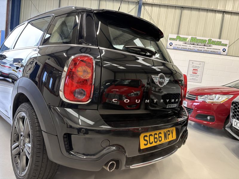 MINI COUNTRYMAN 