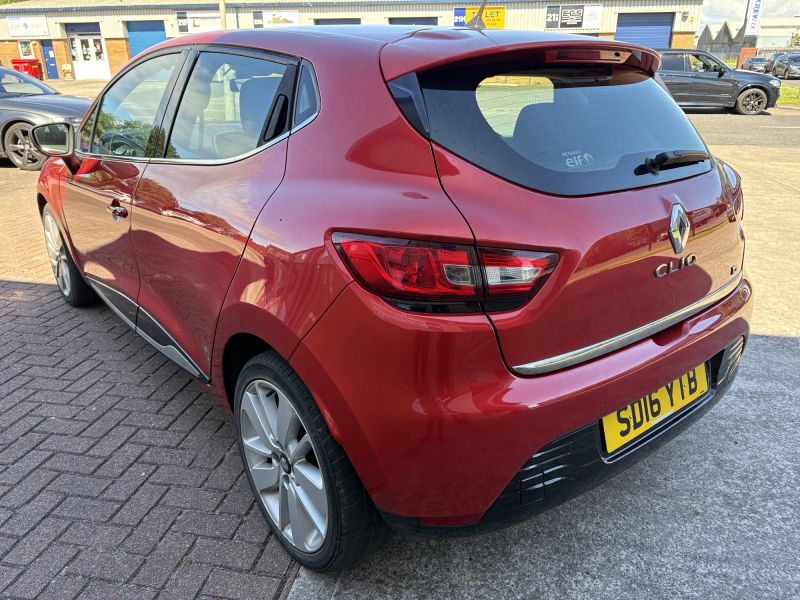 RENAULT CLIO