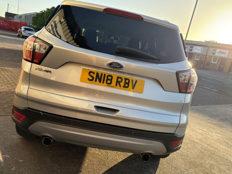 FORD KUGA