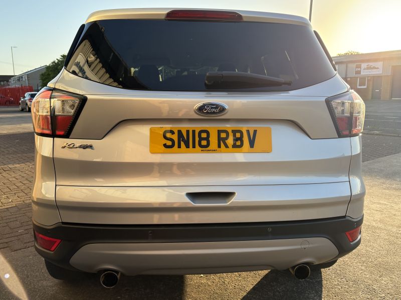 FORD KUGA