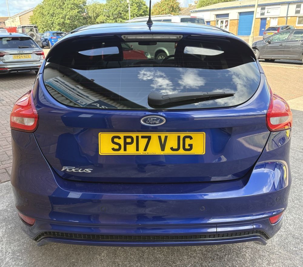 FORD FOCUS