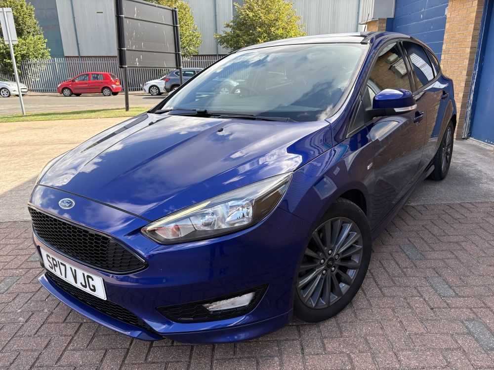 FORD FOCUS