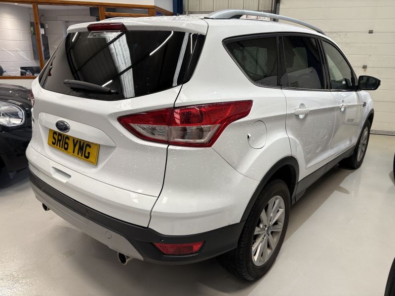 FORD KUGA