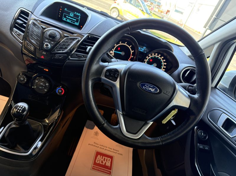 FORD FIESTA