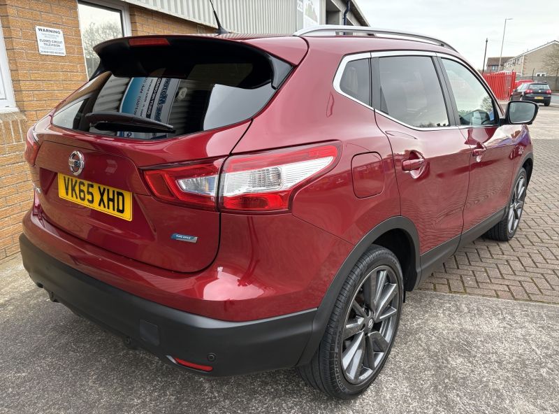 NISSAN QASHQAI