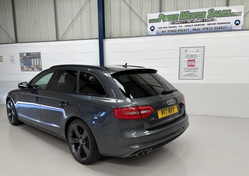 AUDI A4 AVANT