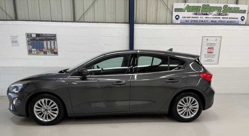 FORD FOCUS