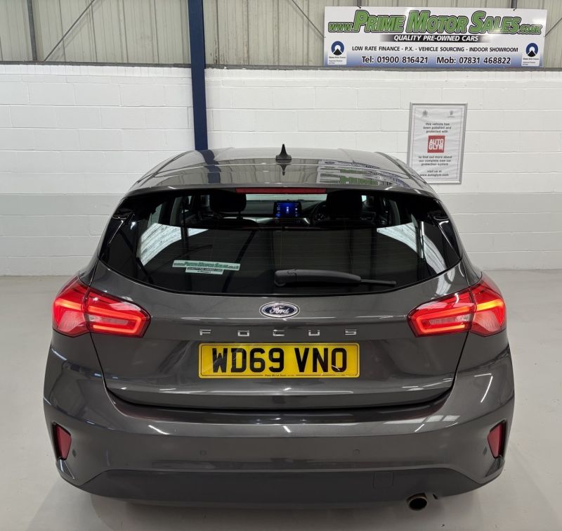 FORD FOCUS