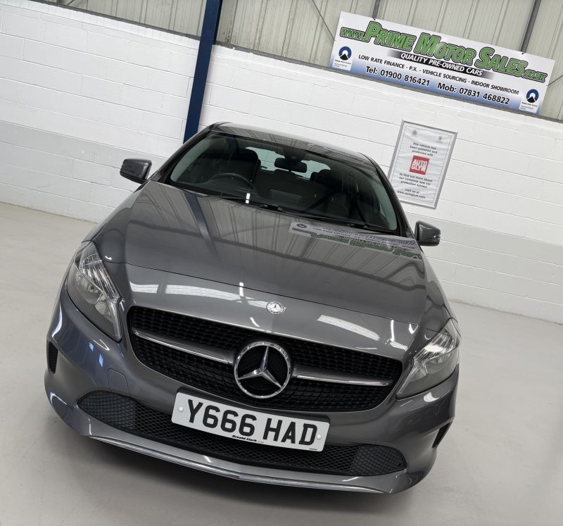 MERCEDES BENZ A180D 