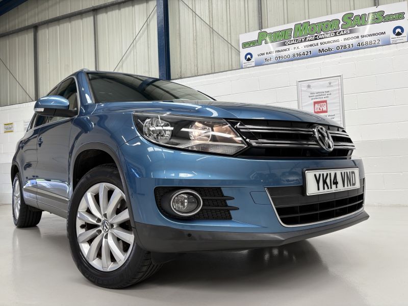 VOLKSWAGEN TIGUAN